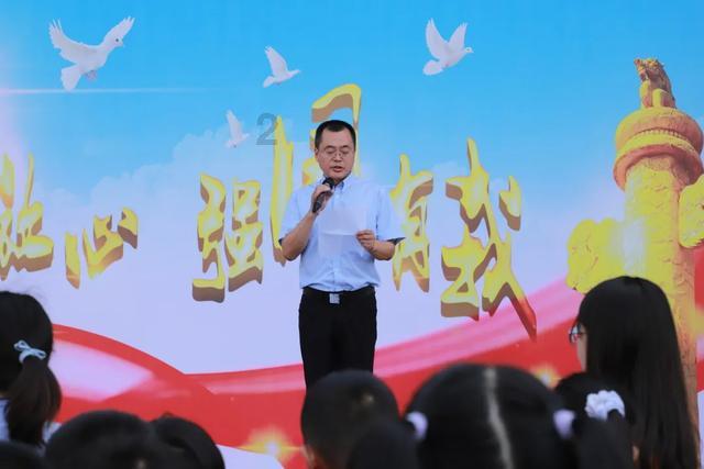 拥堵的停车场